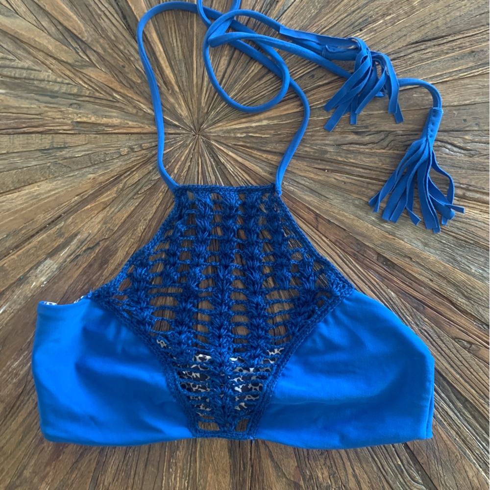 Acacia crochet top